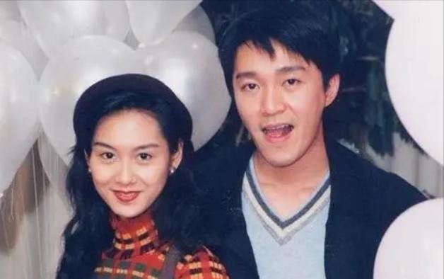 揩油男明星的危害_女星害怕的男星类型_男明星被女明星强吻