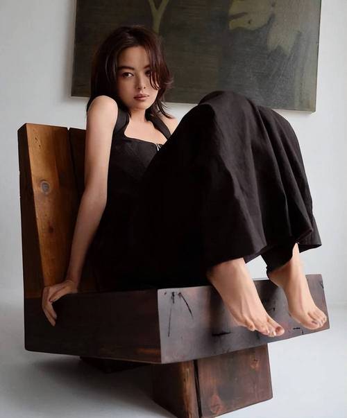 女明星漂亮的脚_最新女明星的脚_女明星的脚照